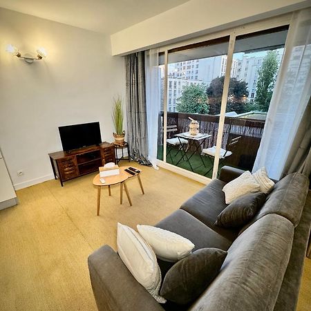 Appartement Avec Piscine Parigi Esterno foto