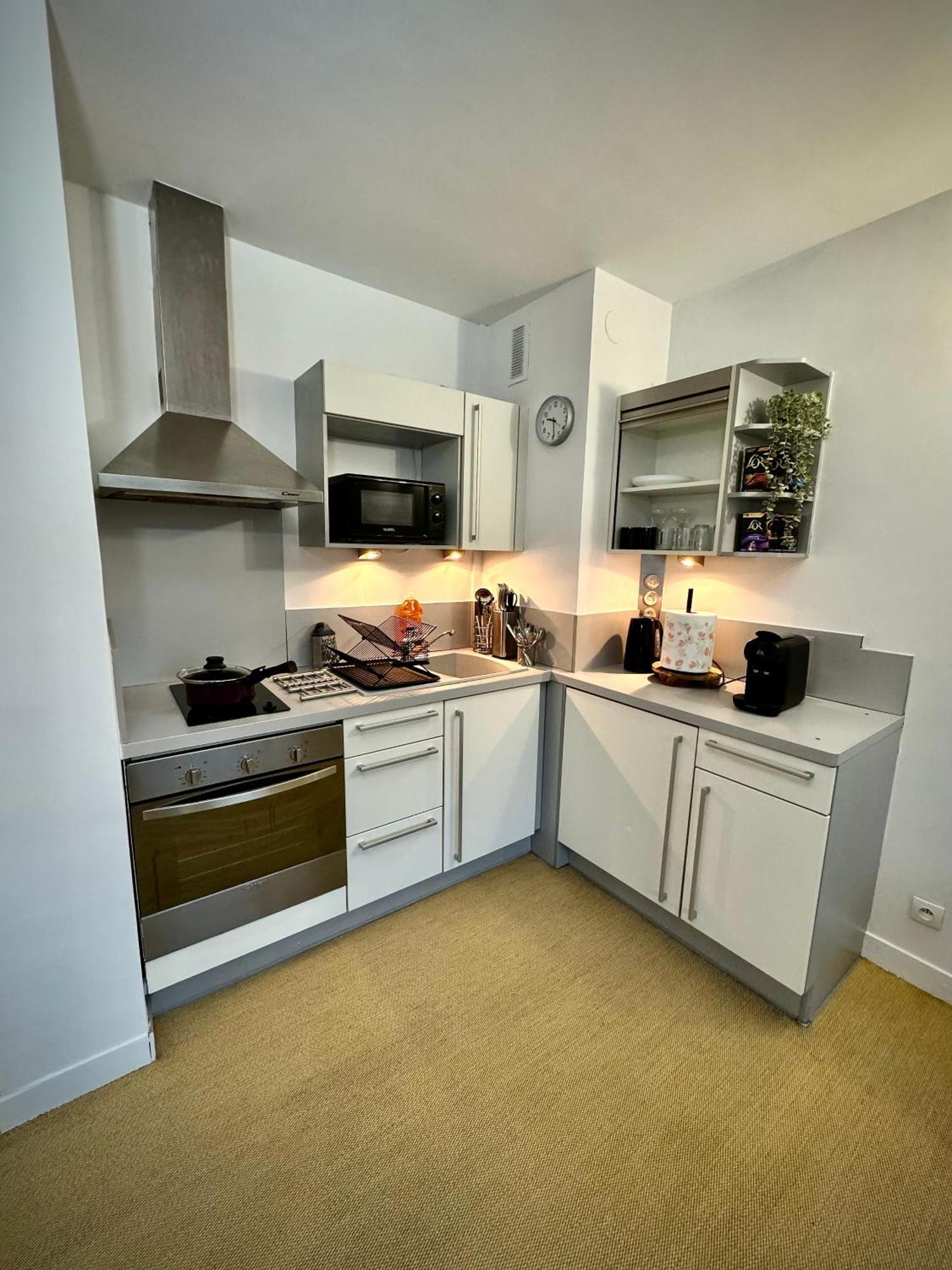 Appartement Avec Piscine Parigi Esterno foto